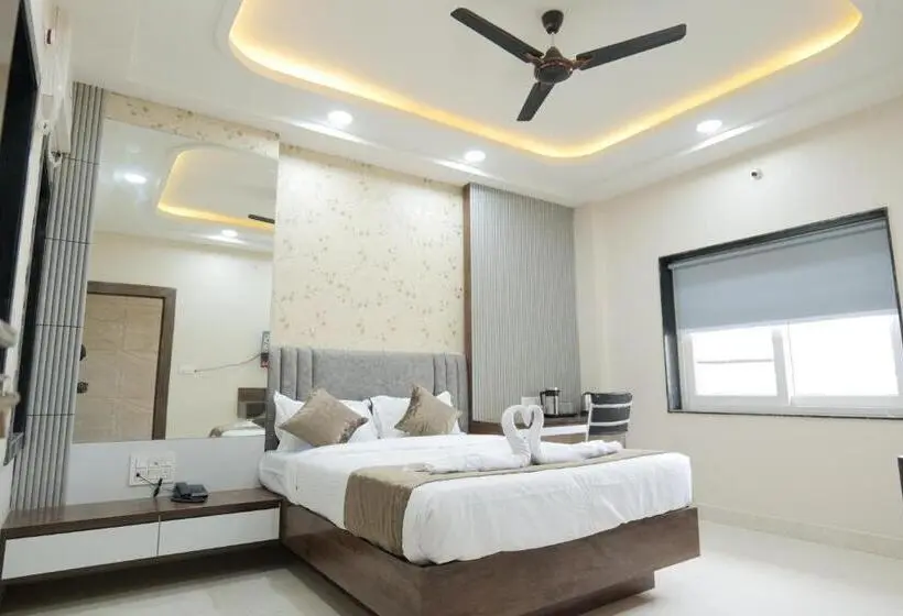 Chambre Supérieure, Adhiraj Inn
