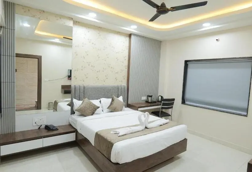 Chambre Supérieure, Adhiraj Inn