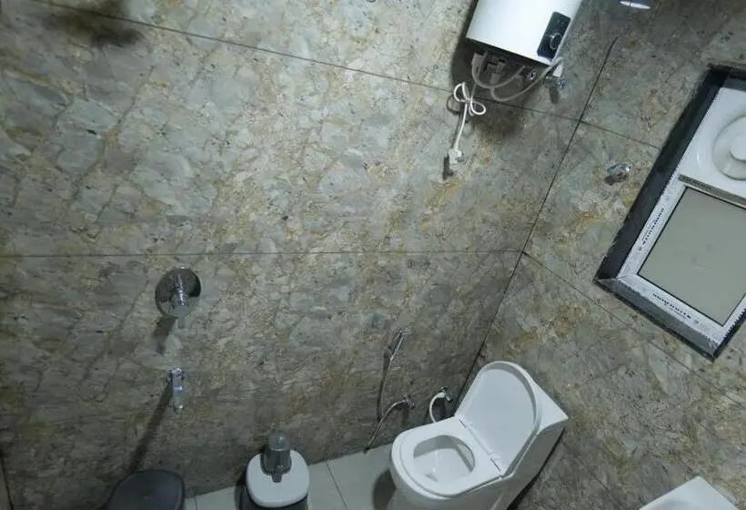 Chambre Supérieure, Adhiraj Inn