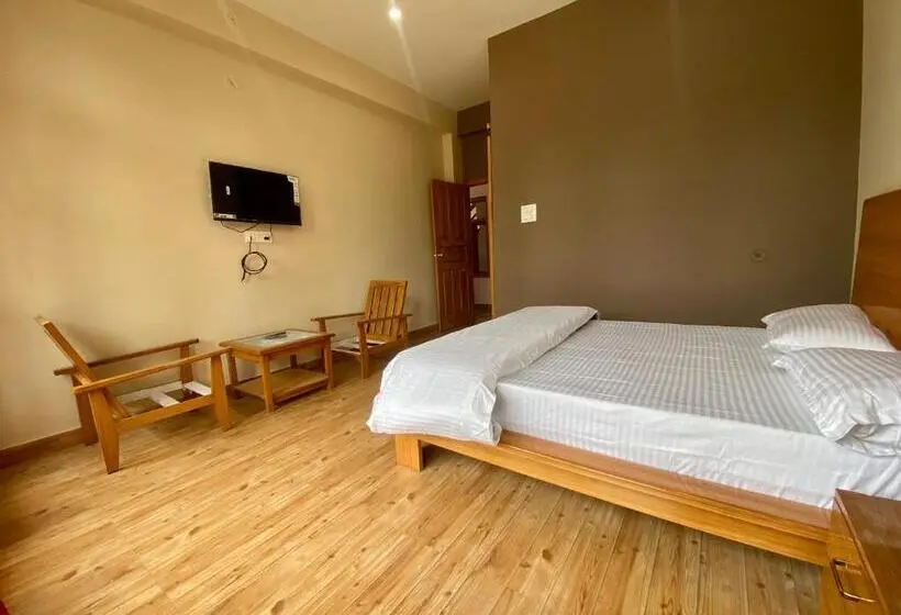 Chambre Deluxe avec Balcon, Mansarovar Inn