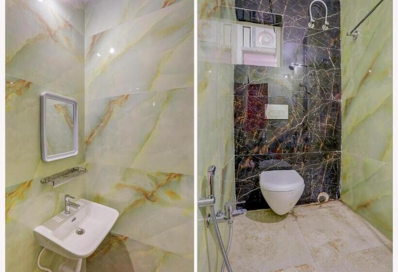 חדר קלאסי לשלושה, O Kalinga Inn