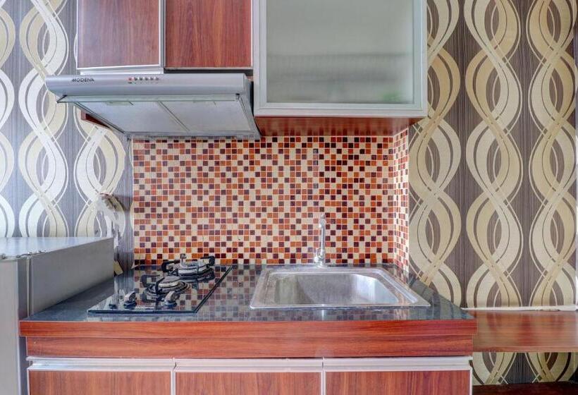 اتاق لوکس, Oyo Life 92910 Apartemen Tamansari Panoramic By Tira