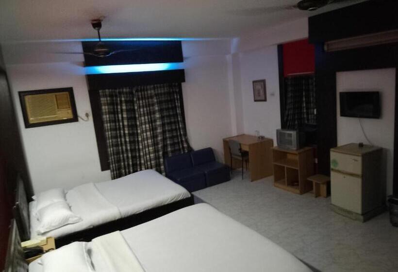 سوییت لوکس, Rainbow Guest House
