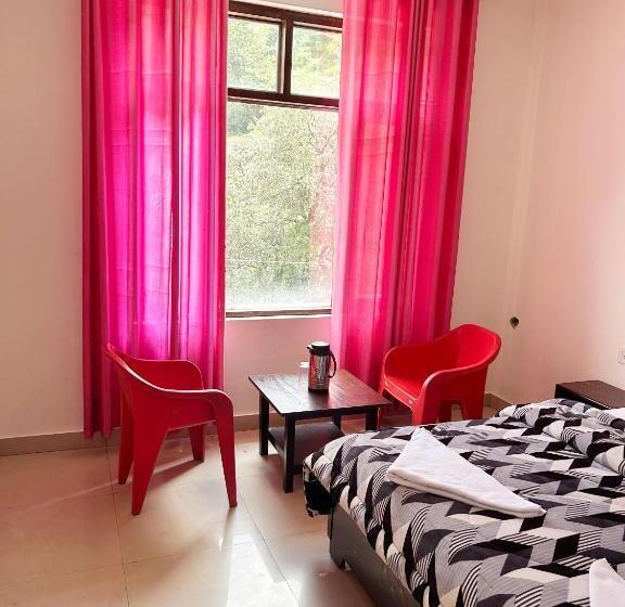 غرفة ديلوكس, Sarthak Villa