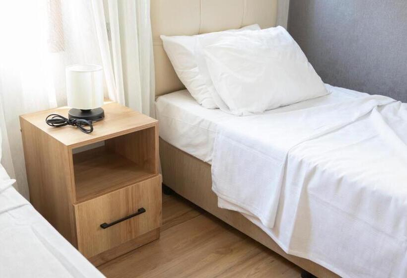 اتاق سوپریور سه تخته, Mekan Villa Otel