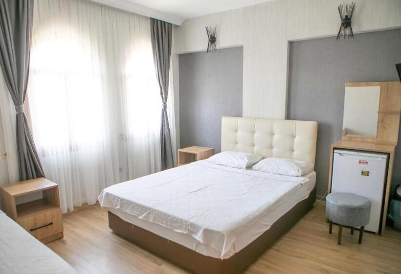 اتاق سوپریور سه تخته, Mekan Villa Otel