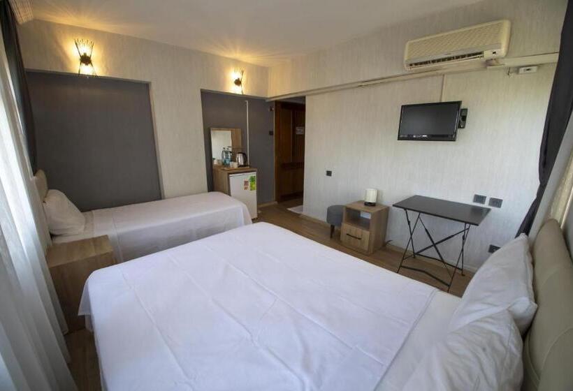 اتاق سوپریور سه تخته, Mekan Villa Otel