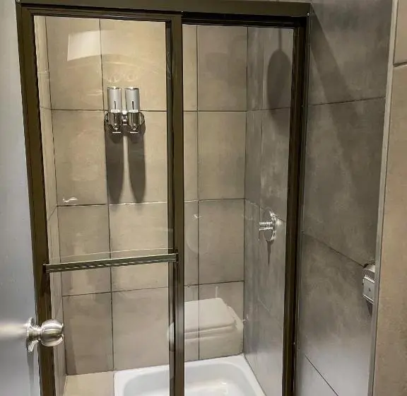 Standard room with outdoor bath, Mons Hostel