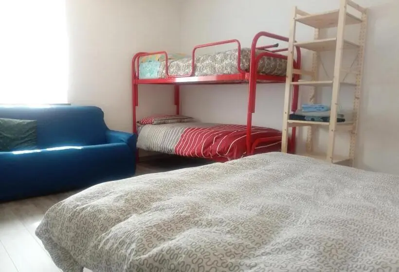 Habitació Familiar Bany Compartit, Ostello Casa Morit