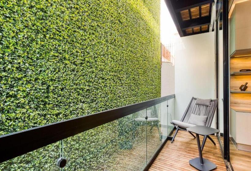 Студио Стандарт с Балконом, Utopic Palacio Polanco By Uliv