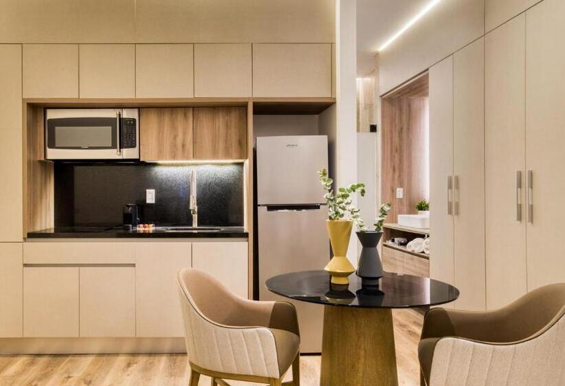 Студио Стандарт с Балконом, Utopic Palacio Polanco By Uliv