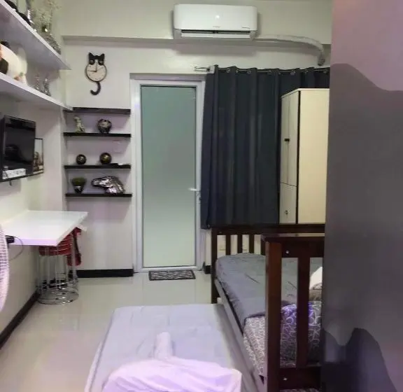 استودیو استاندارد با بالکن, Babaj Staycation At Trees Residence Tower 10
