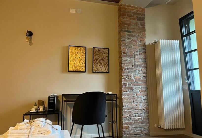 اتاق استاندارد با بالکن, Locanda Gatto Bianco