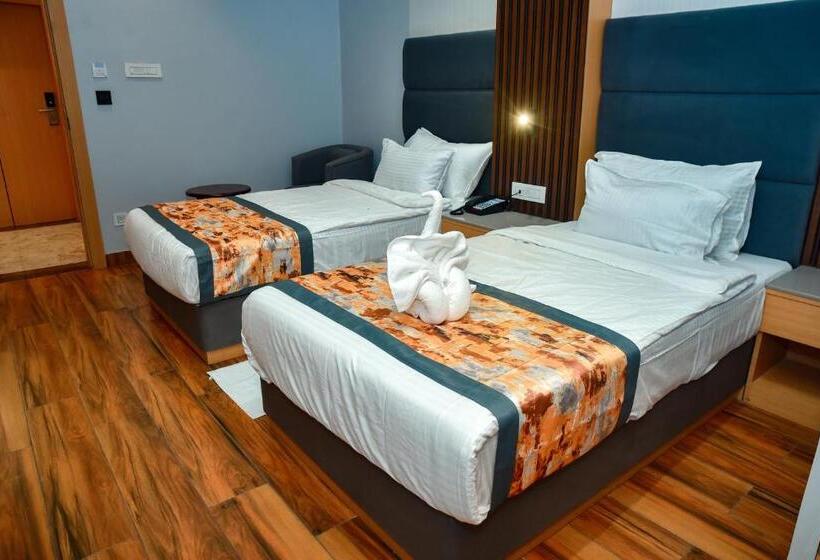 디럭스 룸, Grand Savera