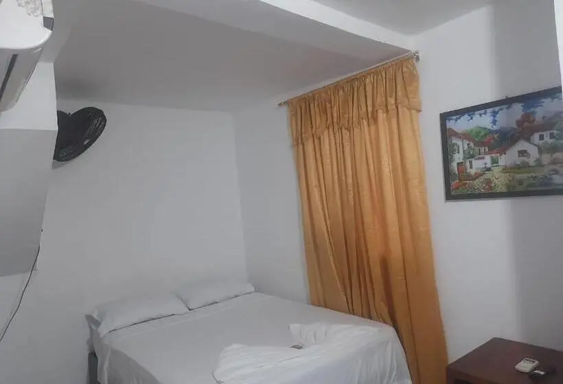 اتاق استاندارد, House Cia
