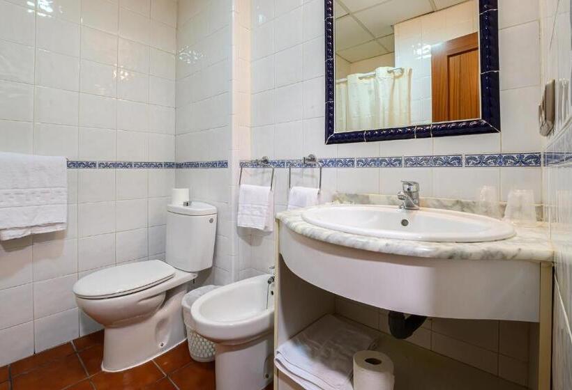 غرفة قياسية, H28 Camas