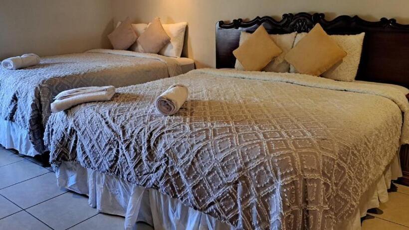 اتاق لوکس, Kartagus Futura