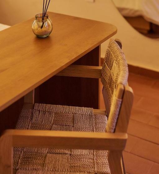 스탠다드 룸, Materia