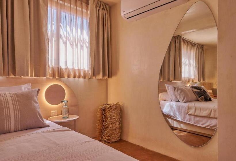 디럭스 룸, Materia