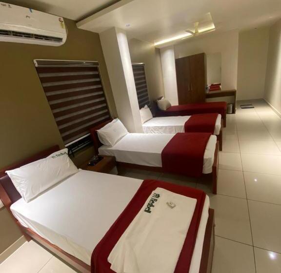 Четырехместный Номер Стандарт, Redbell Suites Kizhisseri