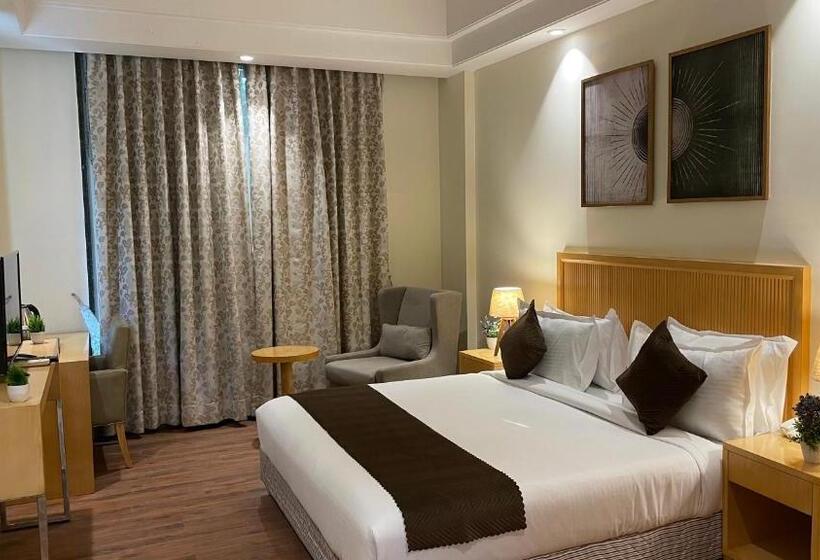 סוויטת סופריור, Saltstayz Corporate Suite  Golf Course Road And Near Galleria Market