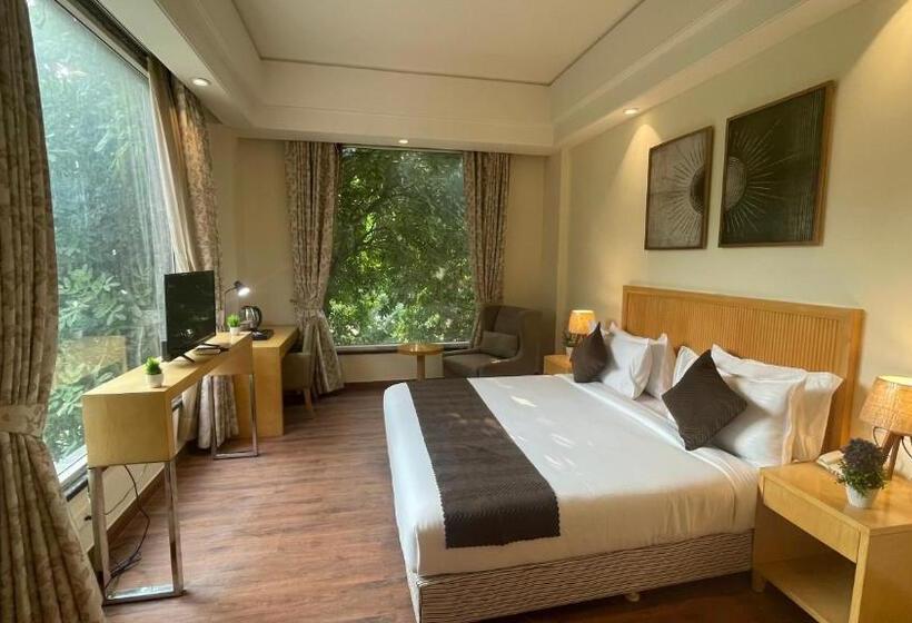 סוויטת סופריור, Saltstayz Corporate Suite  Golf Course Road And Near Galleria Market