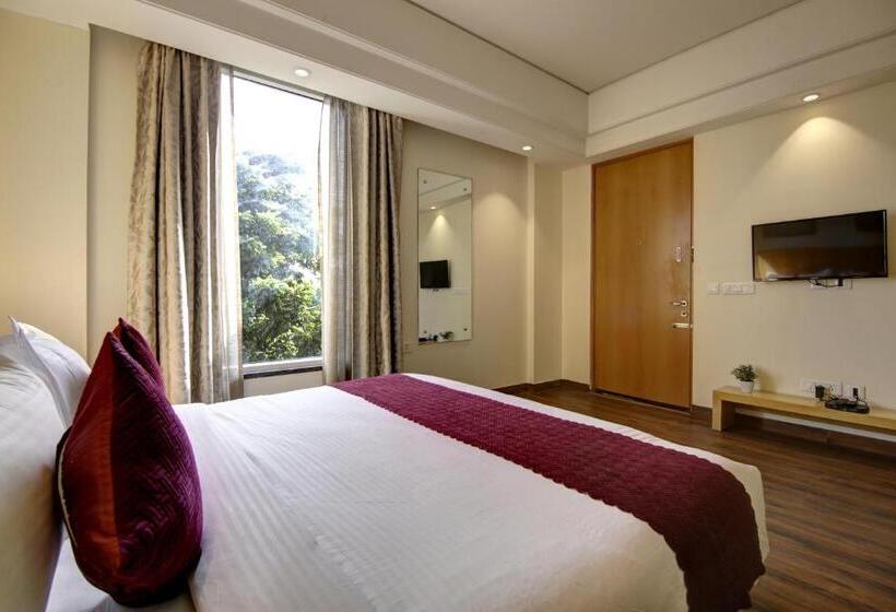 סוויטה עם נוף לעיר, Saltstayz Corporate Suite  Golf Course Road And Near Galleria Market