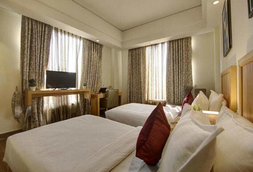 חדר סופריור נוף לעיר, Saltstayz Corporate Suite  Golf Course Road And Near Galleria Market