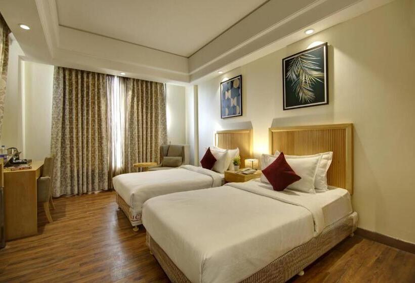 חדר סופריור נוף לעיר, Saltstayz Corporate Suite  Golf Course Road And Near Galleria Market