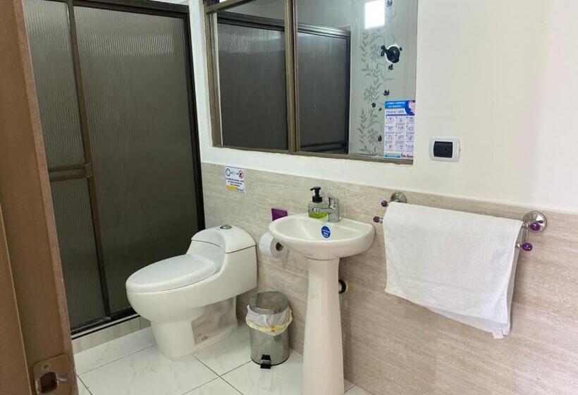 スタンダード４人部屋, Villa Bernal