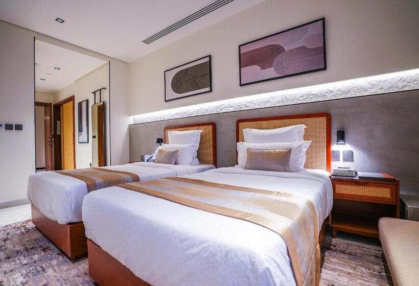 غرفة قياسية, Vivian Park El Raeid