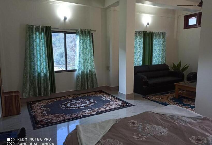 豪华房间, Wangdis Homestay