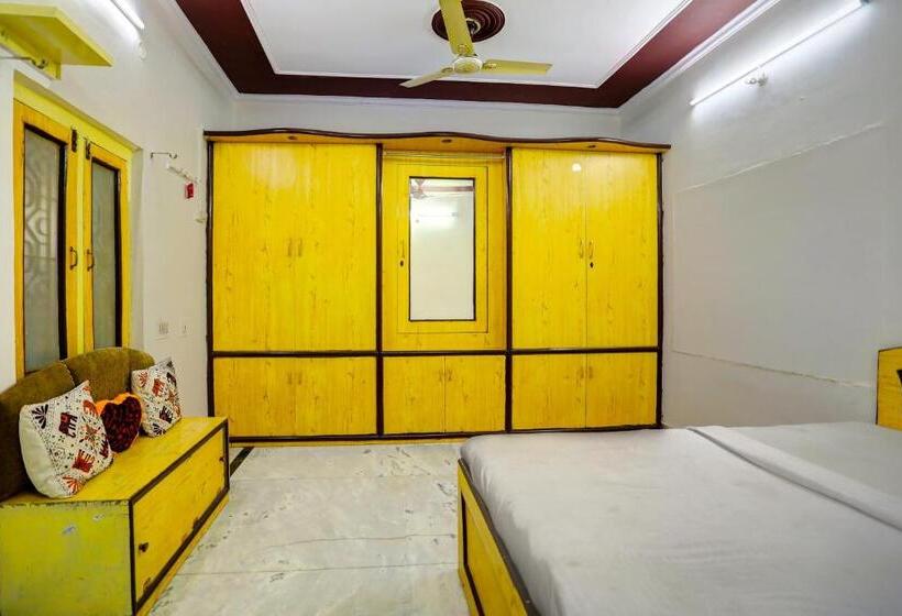 三人经典房间, Oyo Bluebird Inn Hotel And Guest House