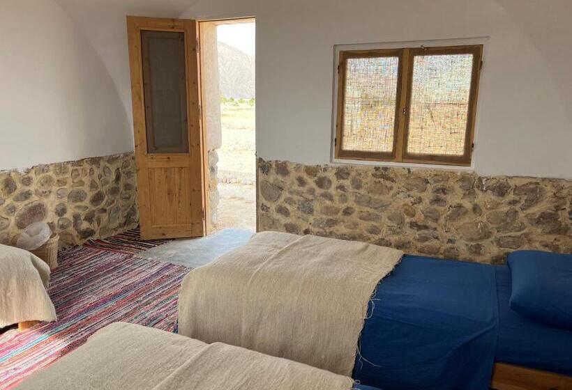 اتاق استاندارد با چشم‌انداز کوهستان, Farm’s Guest Room