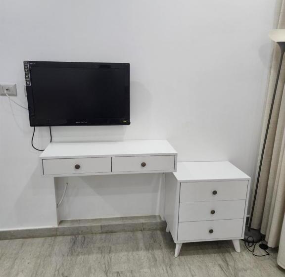 חדר משפחתי, Maison D Amour