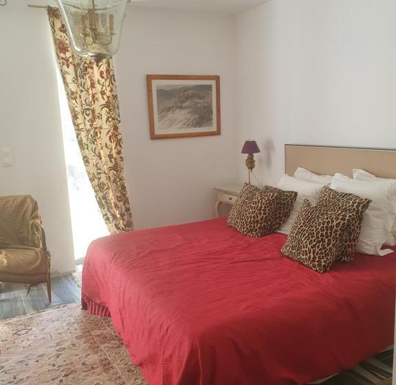 اتاق استاندارد با چشم‌انداز باغ, Villa Blanche