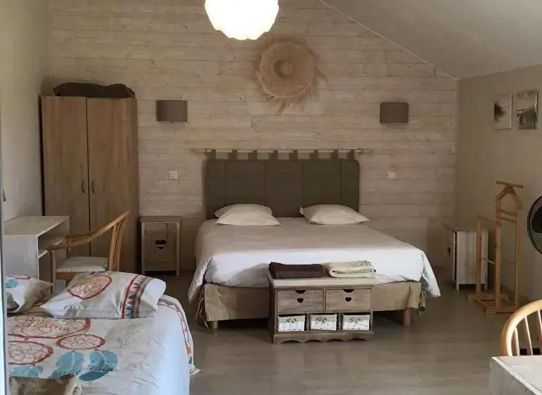 ファミリールーム, Chambre D Hôtes Maison Des 5 Fleurs