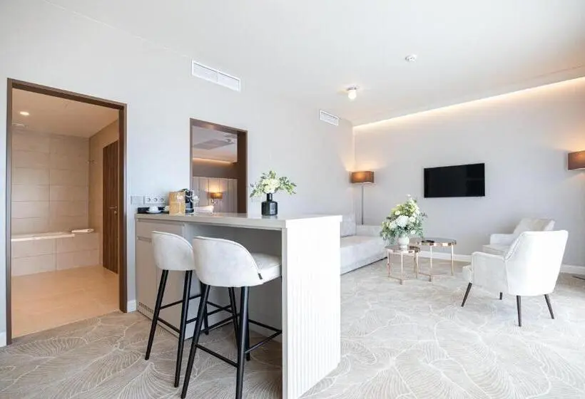 Suite, Gerardus
