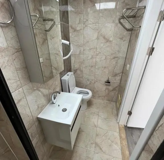 Suite, Maritsa