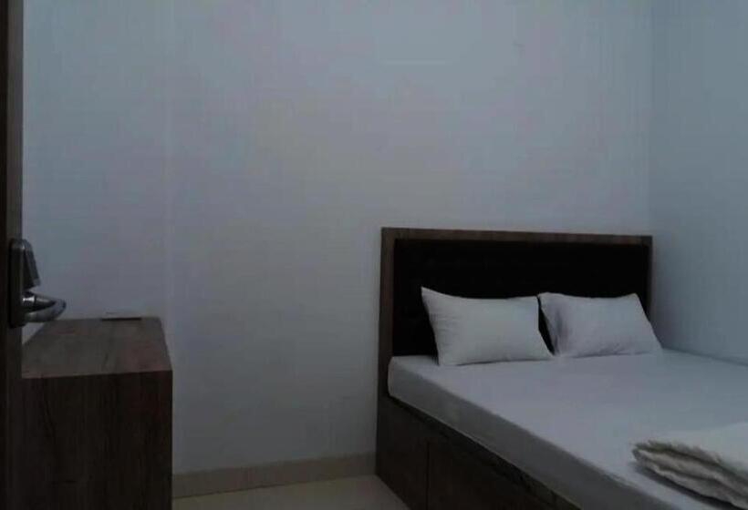 غرفة قياسية, Oyo Life 92878 Kost Padma Syariah