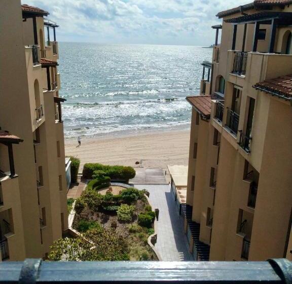 带1个卧室的带海景的公寓, Oazis Vip Club