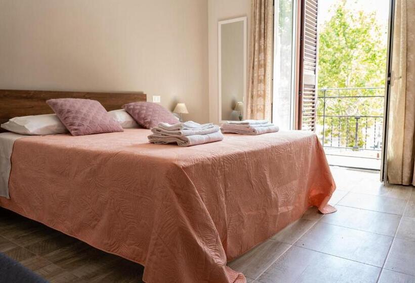 اتاق استاندارد, Gennaro Holidays