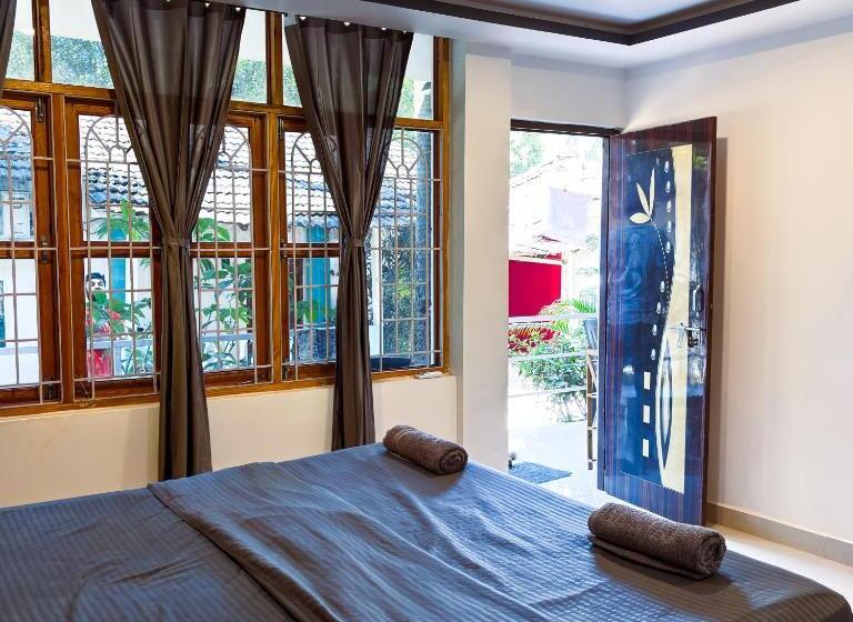 标准间带阳台, Traverse Luxe Hostel Palolem
