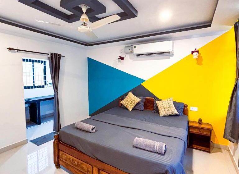 Quarto Estandar com Sacada, Traverse Luxe Hostel Palolem