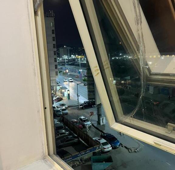 غرفة قياسية, فندق كوثر الحياة الفندقية