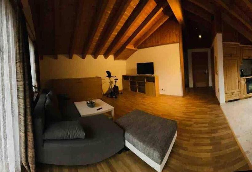 غرفة قياسية مزوَّدة بشُرفة, Bed & Breakfast Sternen