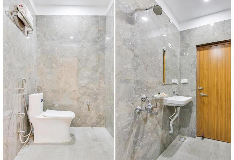 Трехместный Номер Классика, Collection O Hotel Simhadri Grand
