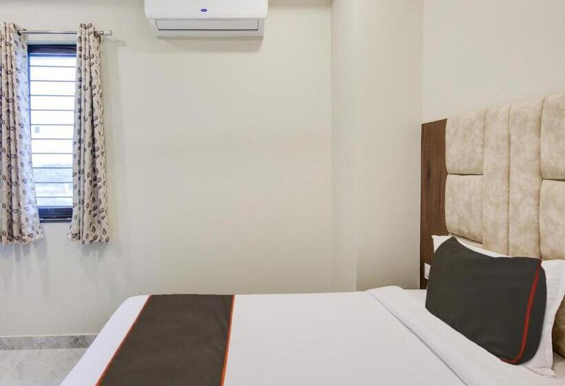 Трехместный Номер Классика, Collection O Hotel Simhadri Grand