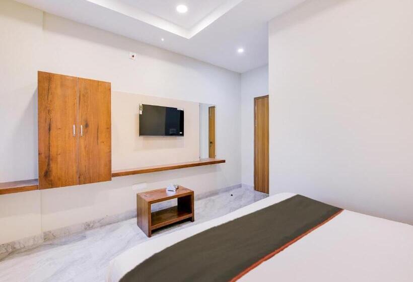 Трехместный Номер Классика, Collection O Hotel Simhadri Grand