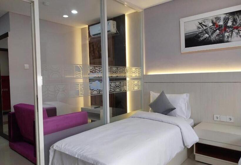 Номер Стандарт, Daima Suites Margonda